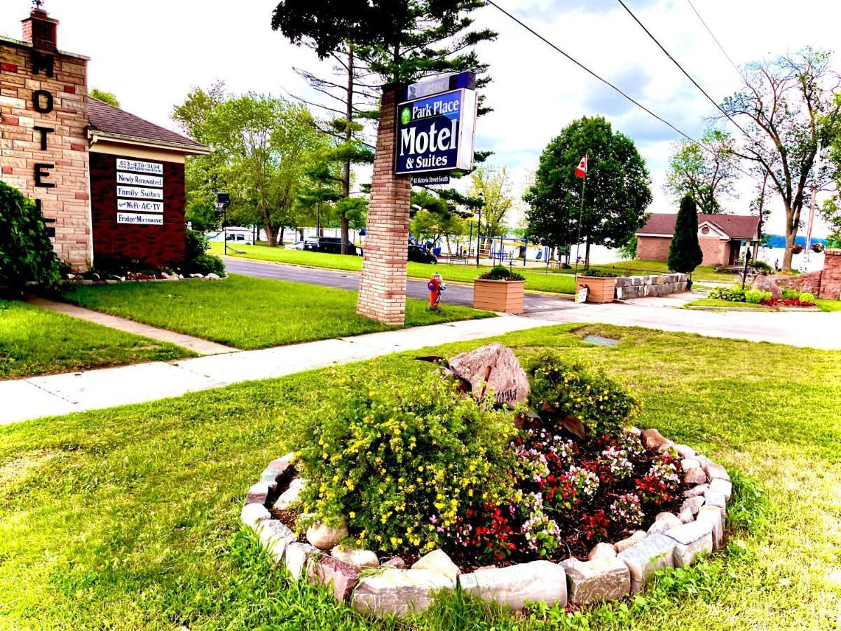 Park Place Motel & Suites Tweed Exteriör bild