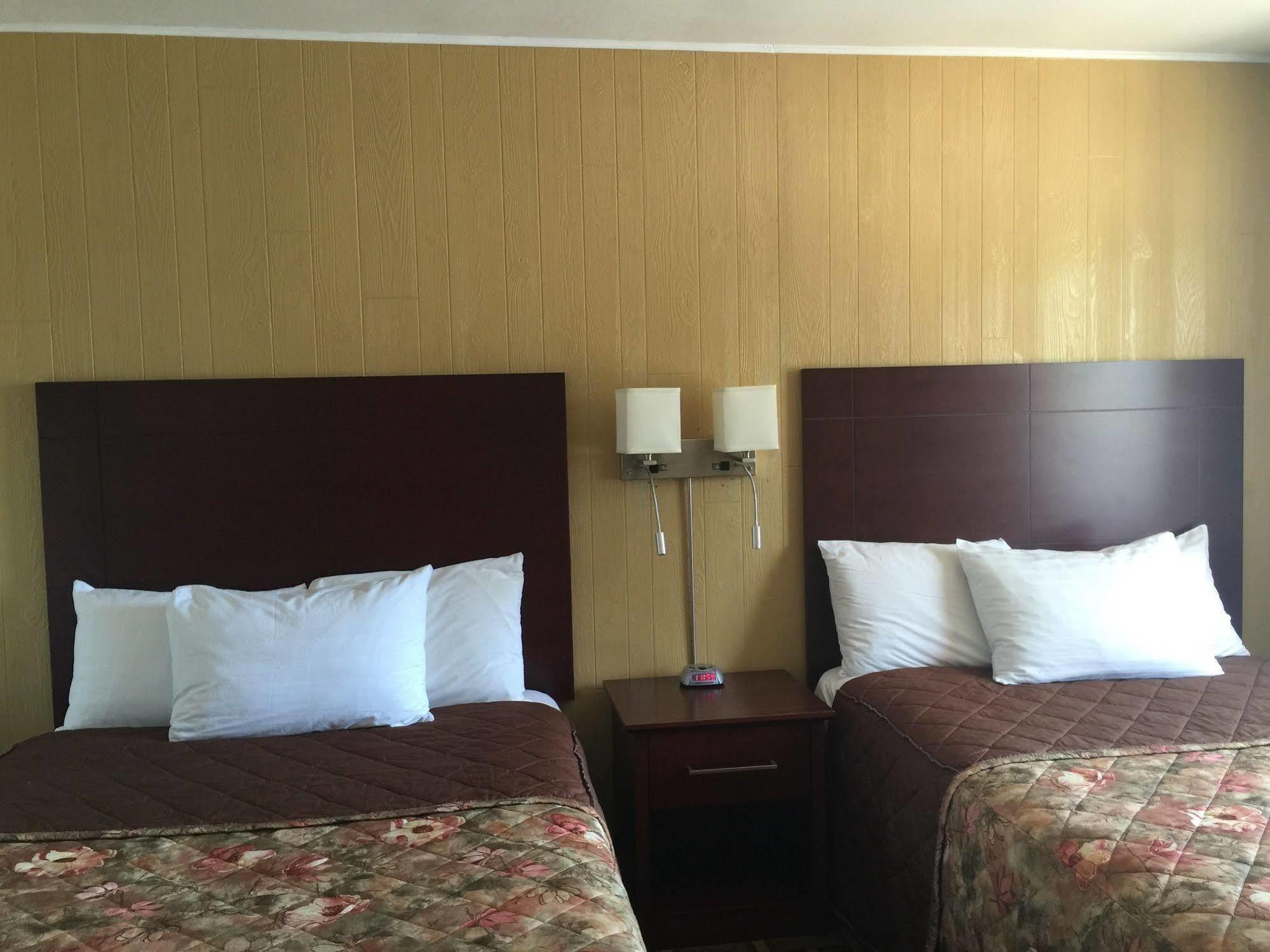 Park Place Motel & Suites Tweed Exteriör bild